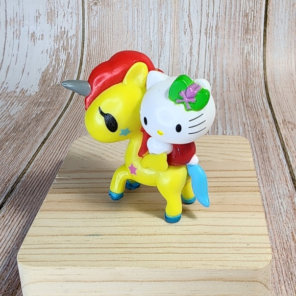🔥🔛SALE🔥Brand New Rare 2013 Hello Kitty x Tokidoki 7-11 Sanrio Unicorno - Picture 5 of 7